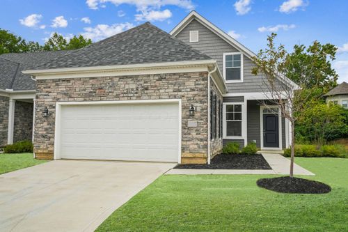 6056 Naughten Pond Dr, Columbus, OH, 43213-7312 | Card Image