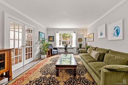 1x-34-41 85th St, Jackson Heights, NY, 11372-3248 | Card Image