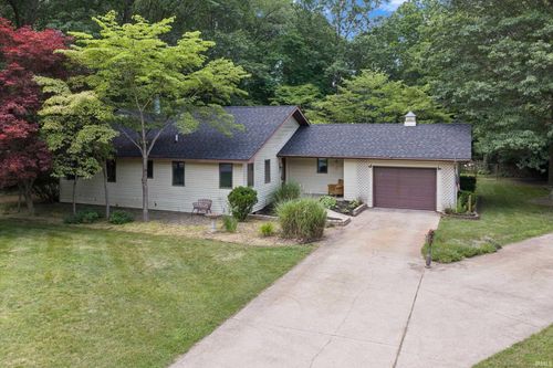 51565 Maplewood Drive, Elkhart, IN, 46514-5956 | Card Image