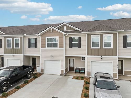 4039 Katmai Ave, White House, TN, 37188-2246 | Card Image