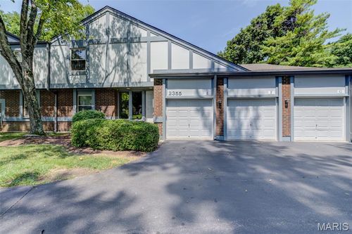 unit-7-2355 Seven Pines Dr, Saint Louis, MO, 63146-2275 | Card Image