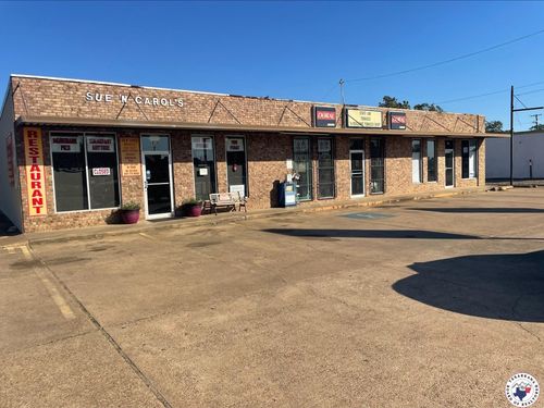 934 N State Line Ave, Texarkana, AR, 71854 | Card Image