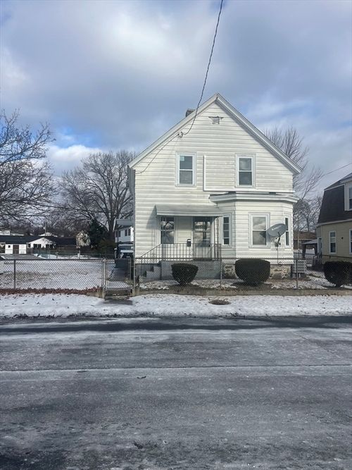 49 Sparks St, Lowell, MA, 01854-1744 | Card Image