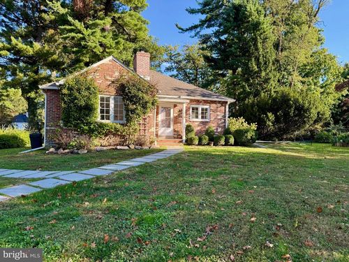 7 Hopeton Ln, VILLANOVA, PA, 19085-1113 | Card Image