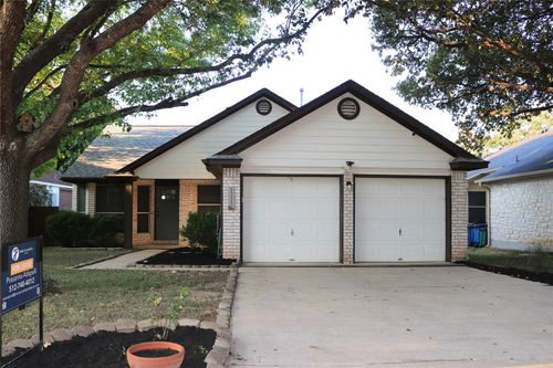 1111 Blue Fox Dr, Austin, TX, 78753-2019 | Card Image