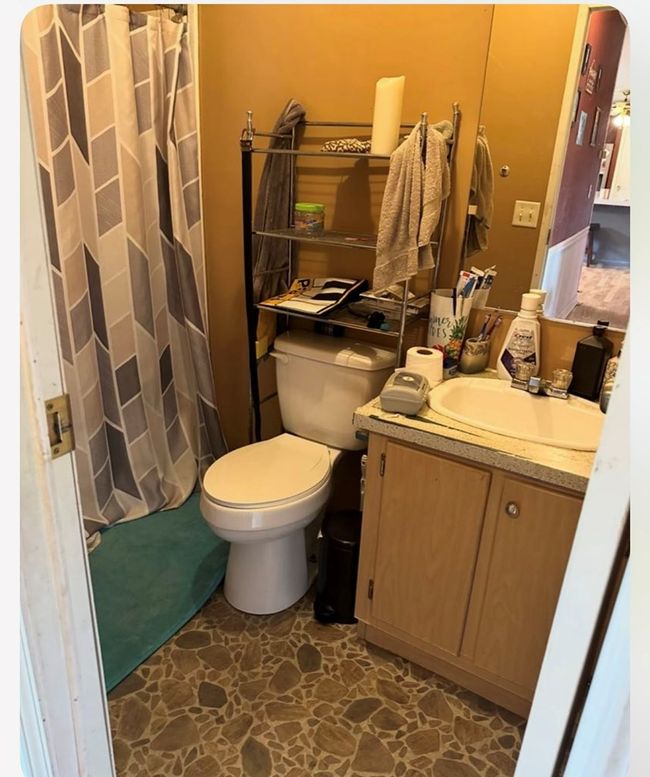199 Felts Ln, House other with 3 bedrooms, 2 bathrooms and null parking in Max Meadows VA | Image 11