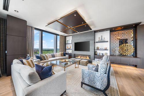 4501-50 Yorkville Ave, Toronto, ON, M4W0A3 | Card Image