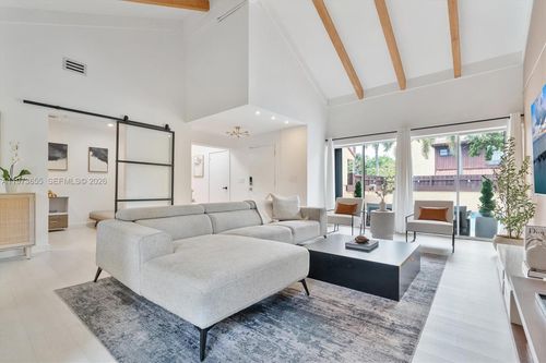 20345 Ne 10th Ct, Miami, FL, 33179-2535 | Card Image