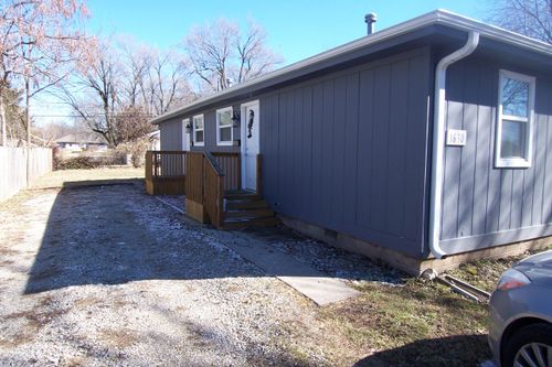 1630 N Hayes Ave, Springfield, MO, 65803-5142 | Card Image