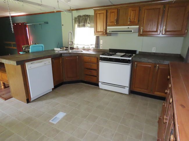 240 Green Mtn Tr Park, House other with 2 bedrooms, 1 bathrooms and null parking in Pownal VT | Image 6