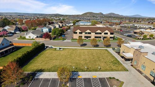 31 S Louisiana St, Kennewick, WA, 99336-9000 | Card Image