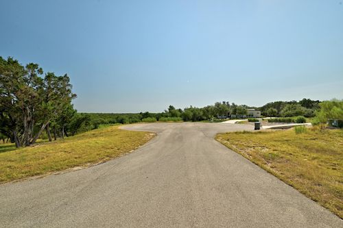 235 Campolina Ln, Driftwood, TX, 78619-2164 | Card Image