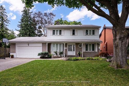 26 Foxmeadow Rd, Etobicoke, ON, M9R1E5 | Card Image