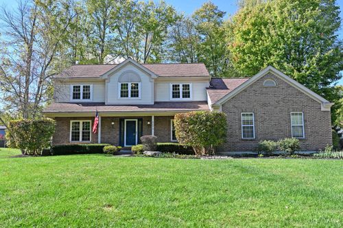 4271 Wellington Dr, Cincinnati, OH, 45245-1942 | Card Image