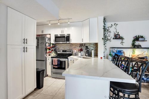 a1-629 Sea Pine Way, Greenacres, FL, 33415-8946 | Card Image