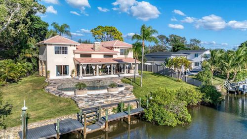 7300 Cove Ter, SARASOTA, FL, 34231-5420 | Card Image