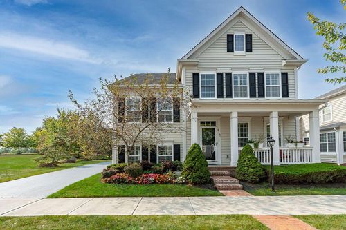 8127 Griswold Dr, New Albany, OH, 43054-1500 | Card Image