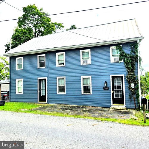 202 E Main St, LANDISBURG, PA, 17040-9400 | Card Image