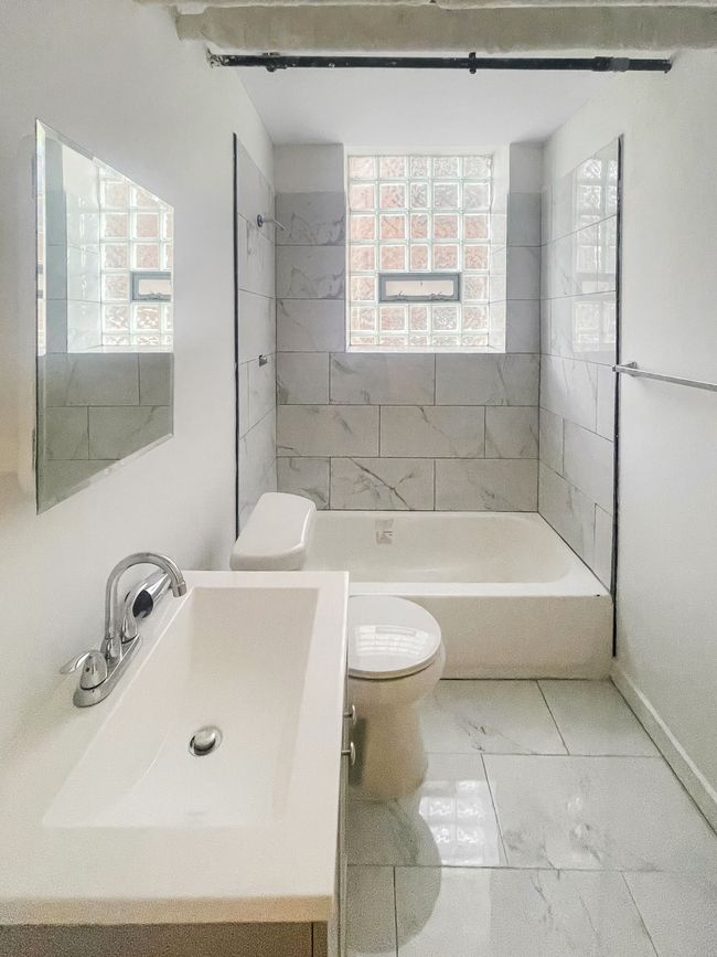 3 - 2258 W Grand Blvd, Condo with 1 bedrooms, 1 bathrooms and null parking in Detroit MI | Image 5
