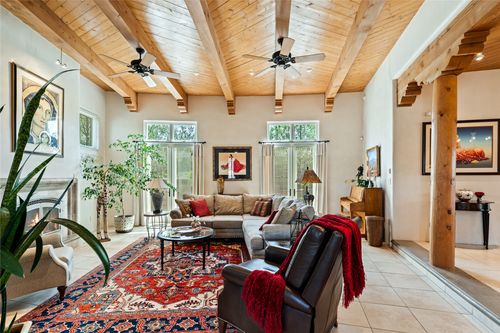 104 Daybreak, Santa Fe, NM, 87507-9552 | Card Image