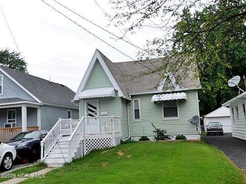 1714 Stahlwood Ave, Toledo, OH, 43613-5238 | Card Image