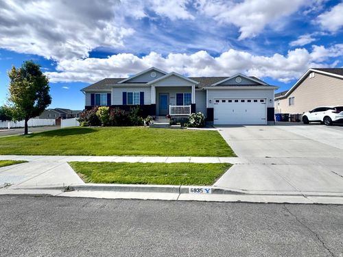 6935 Dalmatian St, West Valley City, UT, 84128-1227 | Card Image