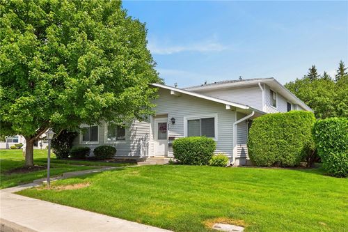 472 Eastbrooke Ln, Rochester, NY, 14618-5226 | Card Image