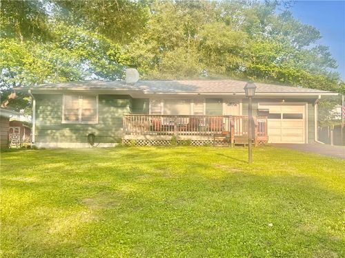 2702 S 28th St, Saint Joseph, MO, 64503-1144 | Card Image