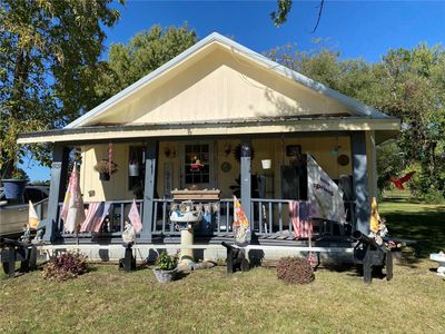 809 N Second Street, House other with 3 bedrooms, 1 bathrooms and null parking in Wellsville MO | Image 3