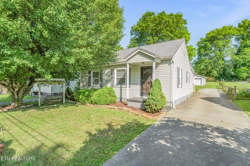 3017 Boright Dr, Knoxville, TN, 37917-2485 | Card Image