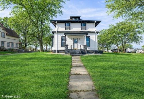 236 S Ash St, Ottawa, KS, 66067-2131 | Card Image