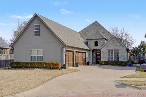 11427 S Ash St, Jenks, OK, 74037-3237 | Card Image