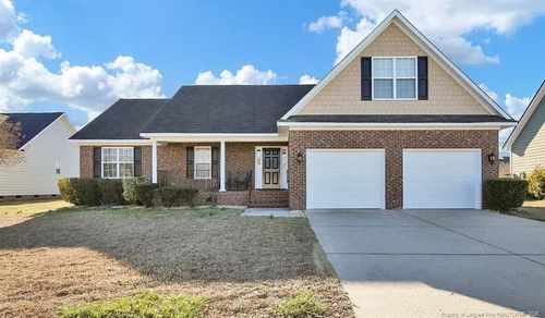 5913 Blue Sky Ln, Hope Mills, NC, 28348-7539 | Card Image