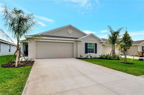 19931 Green Pasture Rd, LEHIGH ACRES, FL, 33974-0651 | Card Image