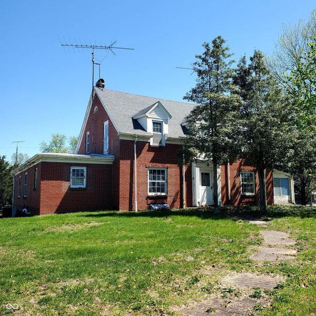 521 W Commerce St, House other with 4 bedrooms, 3 bathrooms and null parking in Brownstown IN | Image 7