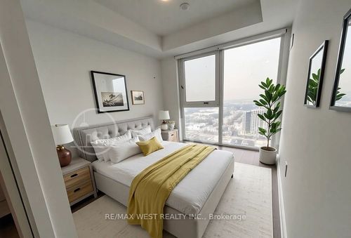 2902-105 Oneida Cres, Richmond Hill, ON, L4B0H6 | Card Image