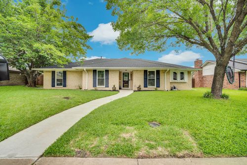 308 Buffalo Creek Dr, Waxahachie, TX, 75165-1502 | Card Image
