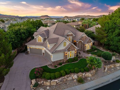 2495 E Springs Dr, St. George, UT, 84790-6111 | Card Image