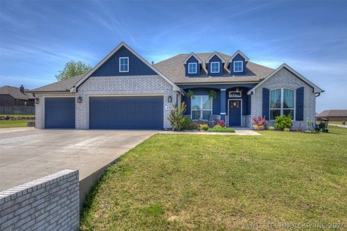 4502 Holly Ave, Sand Springs, OK, 74063-7047 | Card Image
