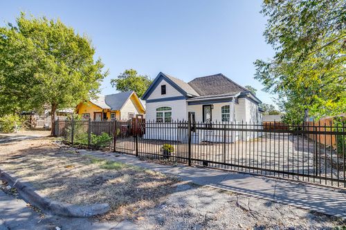 2316 Roosevelt Ave, Fort Worth, TX, 76164-7748 | Card Image