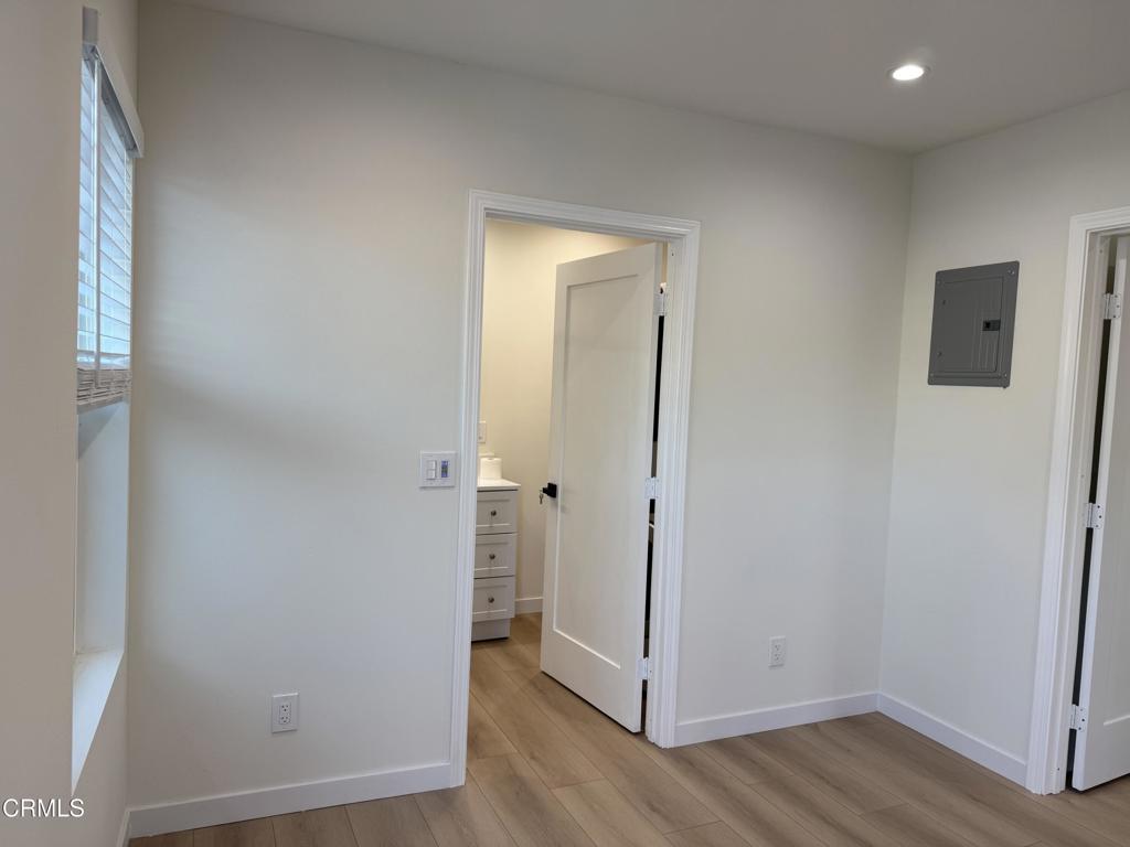 Residential Lease in Woodland Hills 3