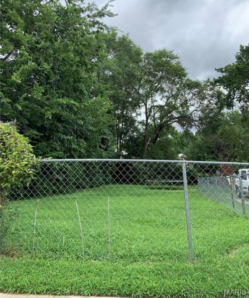 4611 Oldenburg Ave, Saint Louis, MO, 63123-5826 | Card Image