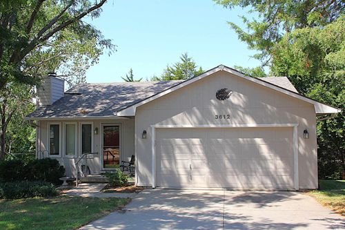 3612 Monarch Cir, Manhattan, KS, 66503-7539 | Card Image