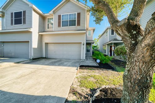 2831 Hackamore Hollow Ln, Houston, TX, 77014-1485 | Card Image