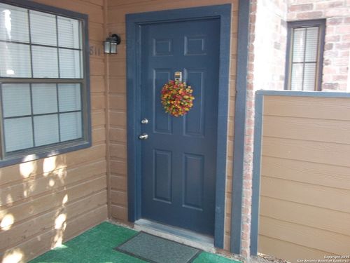 apt-811-4803 Hamilton Wolfe Rd, San Antonio, TX, 78229-4342 | Card Image