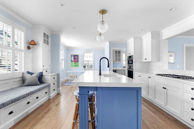 22 Marion St, House other with 4 bedrooms, 5 bathrooms and 4 parking in Hingham MA | Image 9