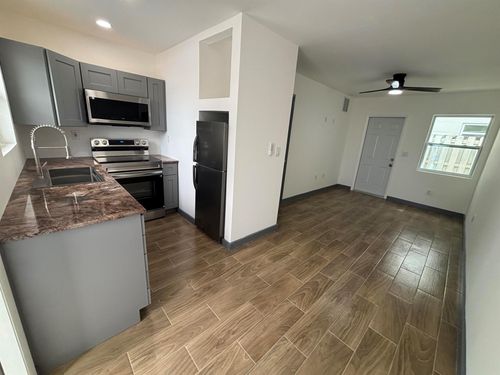 apt-3-2919 Broadway, West Palm Beach, FL, 33407-5100 | Card Image