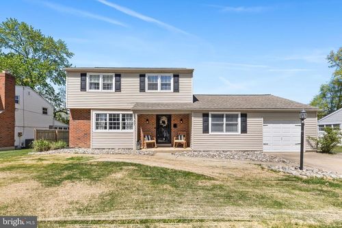 407 Brandywine Blvd, Talleyville, DE, 19803-1805 | Card Image