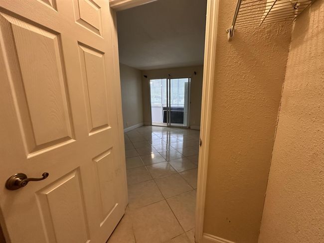 433 Saxony J, Condo with 2 bedrooms, 2 bathrooms and null parking in Delray Beach FL | Image 33