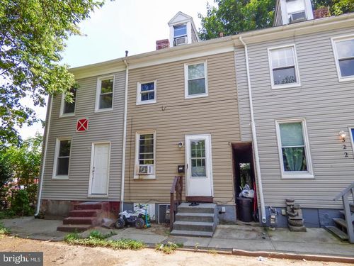 324 Wallace St, YORK, PA, 17403-1349 | Card Image